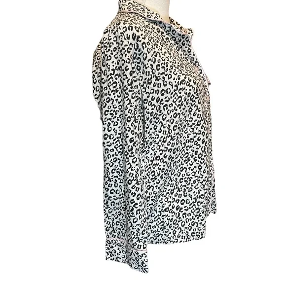 Victoria's Secret Leopard Print Cotton Pajama Top.  Size S - Picture 2 of 6